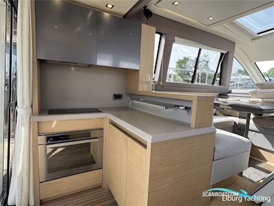 Beneteau Monte Carlo 5S Motorbåd 2014, Holland