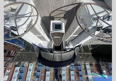 Beneteau Oceanis 40 Motorbåd 2008, med Yanmar 3JH4E motor, England
