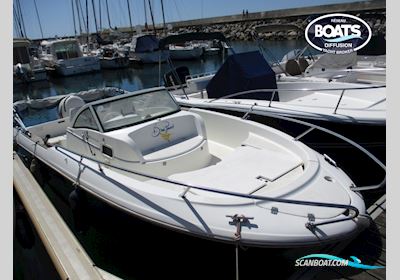 Beneteau Ombrine 630 Motorbåd 2004, med Honda motor, Frankrig