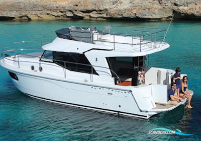 Beneteau Swift Trawler 30 Flybridge