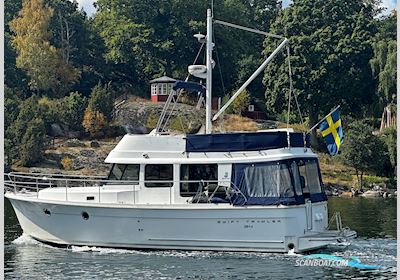 Beneteau Swift Trawler 34 Motorbåd 2012, med Cummins Qsb 5.9L 425 hk Rak Axel motor, Sverige