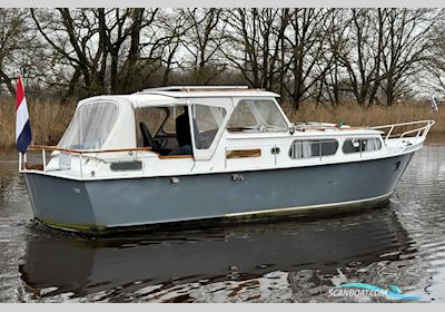 Boarnkruiser Okak Motorbåd 1974, med Peugeot motor, Holland