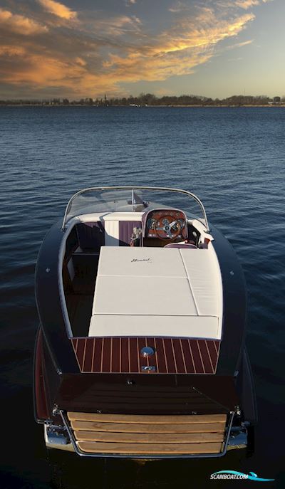 Boesch 530 Sundeck Special Motorbåd 1984, Holland