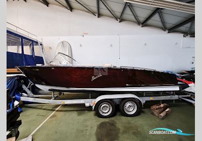 Boesch 590 Cabrio Deluxe Motorbåd 1994, med Crusader 350 V8 motor, Tyskland