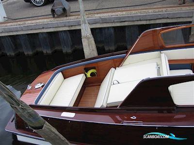 Boesch 650 Portofino de Luxe Motorbåd 1972, med Boesch Marine motor, Holland