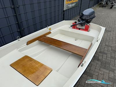 Boston Whaler 11 ft Motorbåd 1981, med Yamaha motor, Holland