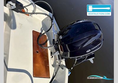 Boston Whaler 11ft Motorbåd 1979, med Tohatsu motor, Holland