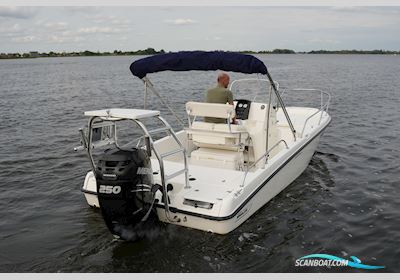 Boston Whaler 230 Dauntless Motorbåd 2008, Holland