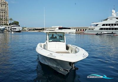 Boston Whaler 370 Outrage Motorbåd 2012, med Vérado motor, Frankrig