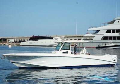 Boston Whaler 370 Outrage Motorbåd 2012, med Vérado motor, Frankrig