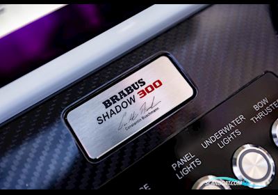 Brabus 300 Shadow - Multistorage Motorbåd 2023, med Mercury motor, Frankrig