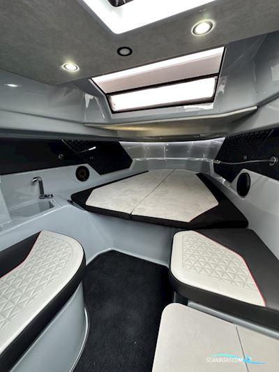 Brabus 300 Shadow - Multistorage Motorbåd 2023, med Mercury motor, Tyskland