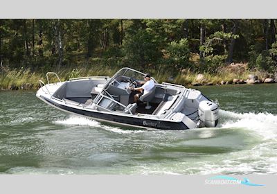 Buster Magnum t.o.m. 2017 Motorbåd 2004, med Honda motor, Sverige