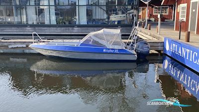 Buster XL Motorbåd 2002, med Yamaha motor, Sverige