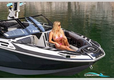 CENTURION Ri265 Motorbåd 2025, med PCM ZZ6 6.2ltr motor, England