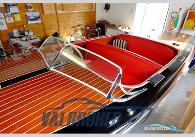 CHRIS CRAFT wood Motorbåd 1950, med Chris Craft HMC Cruise N Carry motor, Italien