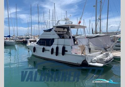 Carver Boat 400 Motorbåd 1998, med Cummins 5.9 Bta motor, Italien