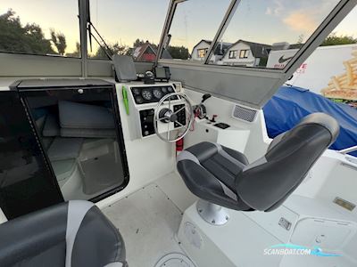 Celebrity 2500 Fish Hawk Motorbåd 1995, med Mercruiser motor, Holland