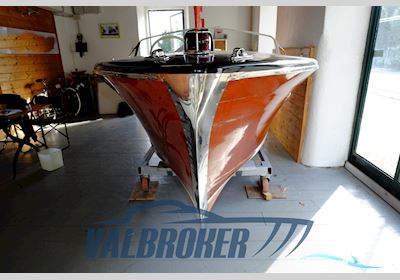 Chris Craft Wood Motorbåd 1950, med Chris Craft Hmc Cruise N Carry motor, Italien