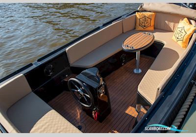 Clever 59 Motorbåd 2024, Holland