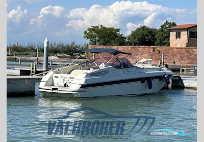 Colombo Virage 34 Motorbåd 2000, med Volvo Penta Kad 44 motor, Italien