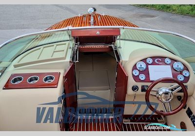 Comitti Wooden Boats VENEZIA 25 CLASSIC MAHOGANY Motorbåd 2023, med Mercruiser 6,2 L / V8 motor, Italien