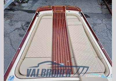 Comitti Wooden Boats VENEZIA 25 CLASSIC MAHOGANY Motorbåd 2023, med Mercruiser 6,2 L / V8 motor, Italien