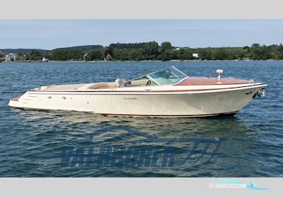 Comitti Wooden Boats Venezia 25 Classic Mahogany Motorbåd 2023, med Mercruiser 6,2 L / V8 motor, Italien