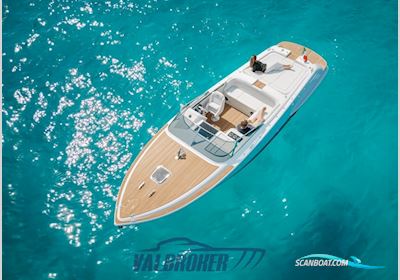 Comitti Wooden Boats Venezia 31 Classic Teak Motorbåd 2023, med Mercruiser 4.5  L V6 Bravo 3 Joystick motor, Italien