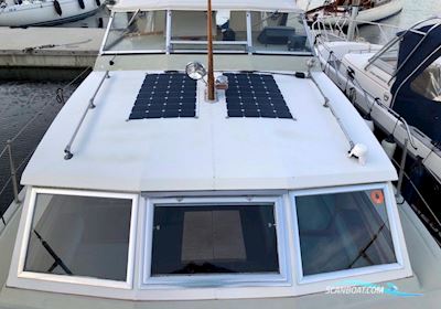 Coronet 27 Seafarer Motorbåd 1974, med 2 x Volvo Penta 250A motor, Sverige