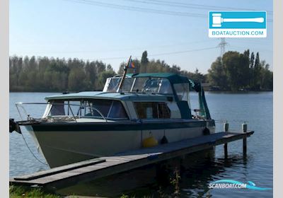 Coronet 27 Seafarer Motorbåd 1966, med Volvo motor, Holland