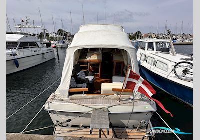 Coronet 32 Oceanfarer Motorbåd 1975, med Volvo Penta  KAD 44 EDC motor, Danmark