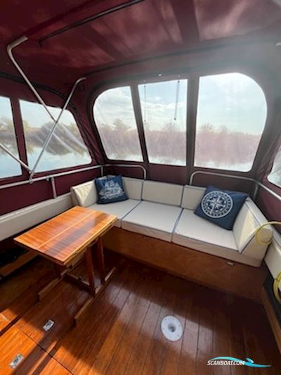 Coronet Seafare 31 Motorbåd 1976, med Engine Type Volvo Penta,BB170B,Hk 170,Benzin
 motor, Danmark