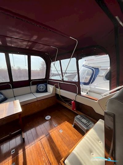 Coronet Seafare 31 Motorbåd 1976, med Engine Type Volvo Penta,BB170B,Hk 170,Benzin
 motor, Danmark