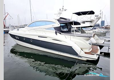 Cranchi 47 HT Volvo Penta D9-575 EVC Motorbåd 2007, med Volvo Penta D6-575 EVC motor, Sverige