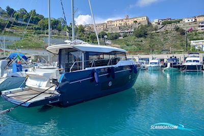 Cranchi T36 Crossover Motorbåd 2019, med Volvo Penta motor, Frankrig