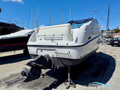 Crownline 230 Motorbåd 2001, med Volvo Penta 5.0 Gi motor, Portugal