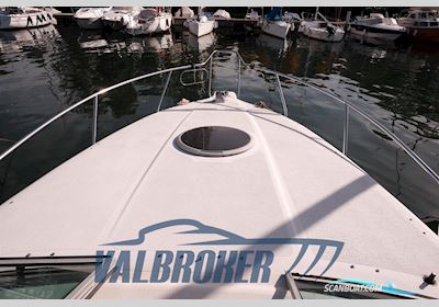 Crownline 268 CR Motorbåd 1999, med Mercruiser 4,3 EFI motor, Italien