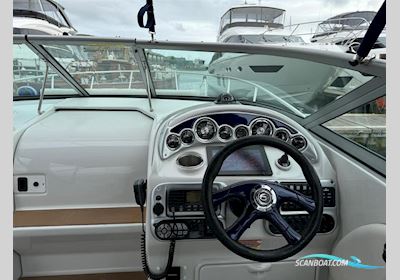 Crownline 270 CR Motorbåd 2007, med Mercruiser 350Mag 5.7L V8 (Fully Rebuilt) motor, England