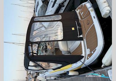 Crownline 275 Ccr Motorbåd 2005, med Mercruiser 6.2L motor, England