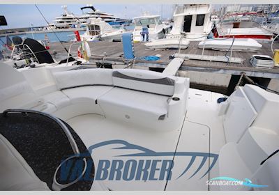 Cruisers Yachts 390 SC Motorbåd 2008, med Volvo Penta D6 370 Ips 500 motor, Italien