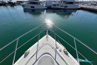 Cruisers Yachts 447 Sport Sedan Motorbåd 2007, med Volvo Penta D6-435D motor, Spanien