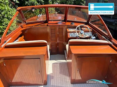 Cruisers inc. Barnegat Motorbåd 1967, med Mercruiser motor, Holland
