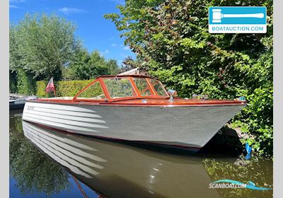 Cruisers inc. Barnegat Motorbåd 1967, med Mercruiser motor, Holland