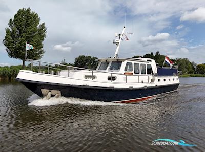 Damen Pushy Cat 15.00 AK Cabrio Motorbåd 1984, med Mercedes motor, Holland