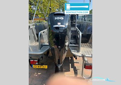 Dock 560 Steel Motorbåd 2021, med Mercury motor, Holland