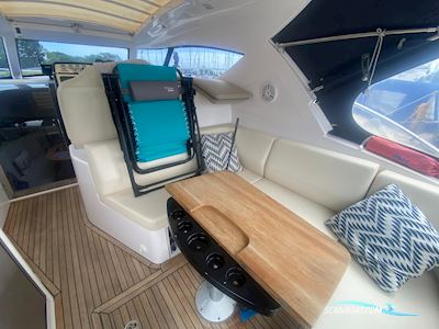 Elan Marine 30 Power Motorbåd 2015, med Volvo Penta motor, England