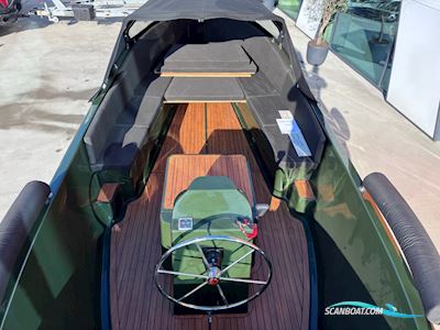 Escape 750 Overjarig Motorbåd 2020, med Tohatsu motor, Holland