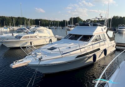 Euro Yacht 370 (Nord West 1100) Motorbåd 1989, med Dubbla Volvo Penta Tamd 61 C motor, Sverige
