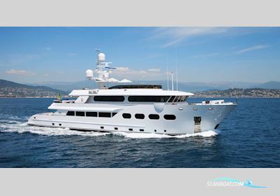 Eurocraft Explorer 44 Motorbåd 2011, med MTU TYPE 12V 2000 M60, 600 KW motor, Italien